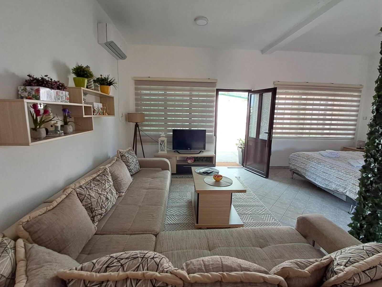 Olive Apartment Podgorica Exterior foto